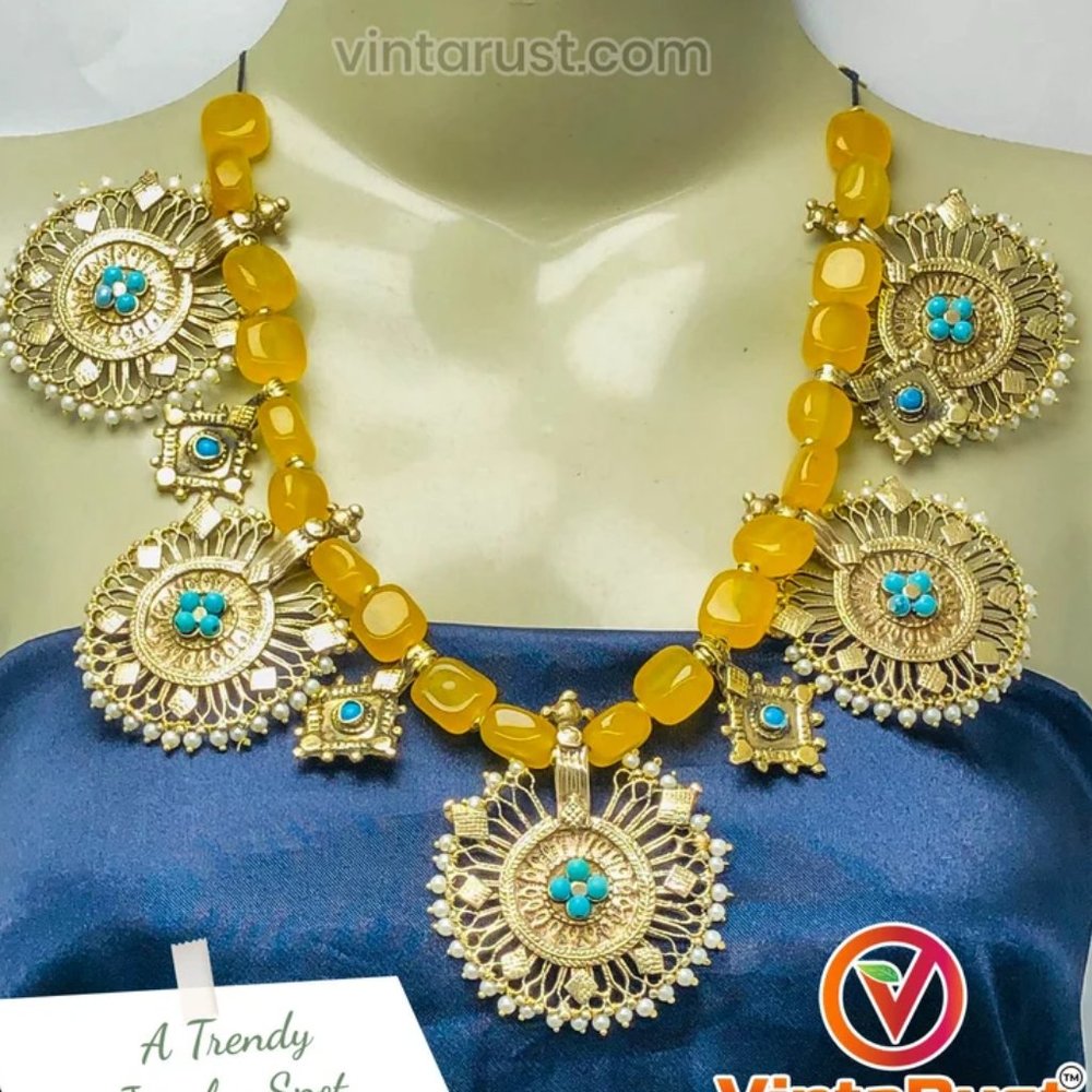 Tribal Choker Necklace, Yellow Stones Beaded Vintage Necklace - Picture 5 of 10